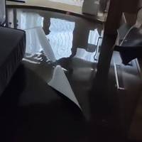 «Вода була майже по вікна…»: Після зливи на Коновальця підтопило квартиру на першому поверсі