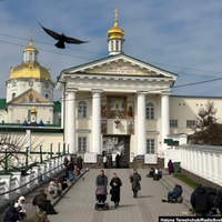 Під час перевірки Почаївської лаври виявили зв'язок з російською церквою