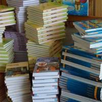 Ворожі атаки вплинули на постачання підручників: не всі школи Тернопільщини отримали нові