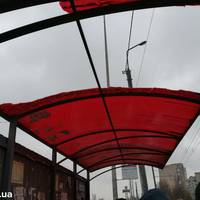 Зупинка біля Подолян практично без накриття