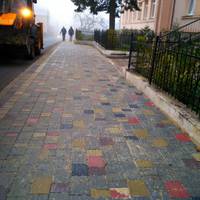 На вулиці Глиняній відремонтували тротуар