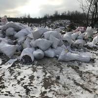 В Тернополі на вулиці Подільській незаконно викидають відходи