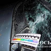 На Збаражчині під колеса автівки потрапила мати з донькою