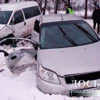 На Гусятинщині не розминулося два автомобілі: Семеро людей в лікарні