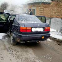 У Підволочиську від вогню рятували автомобіль