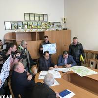 Акція протесту жителів села Гаї Шевченківські у приміщенні Тернопільської обласної державної адміністрації