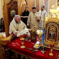 У Зарваниці висвятили нового священика та диякона