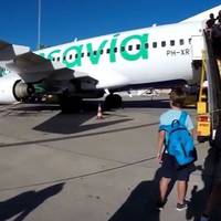 Через нестерпний запах від чоловіка літак мусив приземлитися завчасно