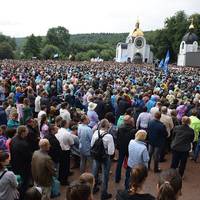 У загальнонаціональній прощі до Зарваниці взяли участь понад сто тисяч паломників. ФОТО