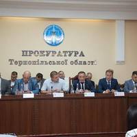Барна закликав правоохоронців взятися за можливий незаконний збір коштів з батьків першокласників на облаштування класів та на зловживання в медицині