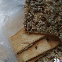 Тернополянка купила печиво з хробаками