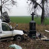 Смертельне ДТП на трасі Львів-Тернопіль: рейсовий автобус зіткнувся із автомобілем. Відео