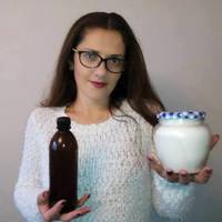 Тернополянка вдома виготовляє десять видів олії
