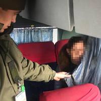 Оригінальний спосіб потрапити закордон : тернополянка намагалася потрапити в Польщу, заховавшись у автобусі