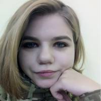 Розважалася з друзями, поки мама “рвала на собі волосся” – правоохоронці розшукали зниклу неповнолітню тернополянку