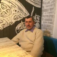 “Історія мужності”: тернополянин, якого переїхав гусеничний трактор, став успішним раціоналізатором (ФОТО)