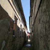 Де на Тернопільщині є одна з найвужчих вуличок у Європі (фото)