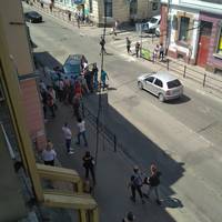 Кілька хвилин тому на вулиці Руській на пішохідному збили людину. ФОТО