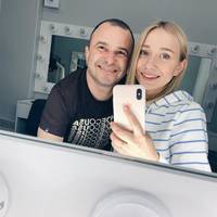 Зрадник: співак з Тернопільщини покинув свою третю дружину заради 25-річної концертної директорки