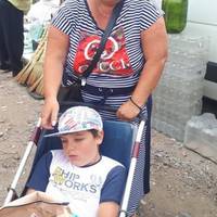 У Кременці затримали шахрайку, яка жебракує із ймовірно вкраденими дітьми