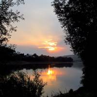 Як сідало сонце за Дністер на Тернопільщині сфотографувала місцева мешканка