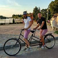 Тернополянам, туристам та гостям міста пропонують прокататись на «Файному ровері» (фото)