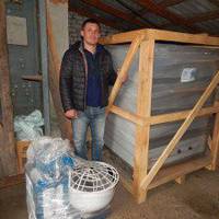 Чоловік з Тернопільщини виграв грант на міні-пекарню, де випікатиме хліб за стародавніми рецептами бабусі