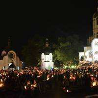 У Зарваниці пройшла ще одна хода зі свічками