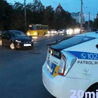 У Тернополі водій не помітив велосипедиста – хлопець опинився під колесами