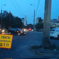 “Удар був настільки сильний, що хлопця підкинуло у повітря”: в Тернополі легковик збив 16-річного велосипедиста