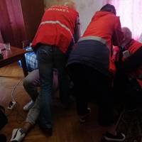 Патрульні спільно із рятувальниками врятували життя молодому чоловікові