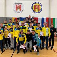 Понaд 10 медaлей пpивезли з-зa коpдону теpнопiльcькi боpцi