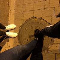 Тернополян попереджають про небезпеку поблизу відомого закладу (Фото)