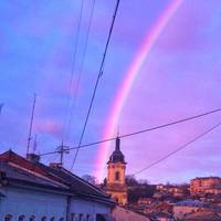 Над ратушею у місті на Тернопільщині зафіксували рідкісне природнє явище