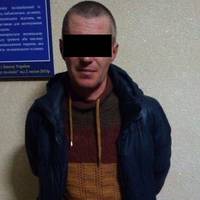 Вибіг з магазину з двома ящиками: тернополяни затримали та утримували до приїзду поліцейських злодія