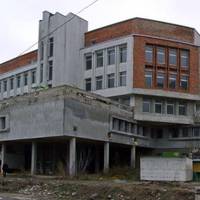 Тернополянин зареєстрував петицію на сайті Президента України щодо бібліотеки-довгобуду у місті