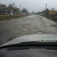В одному з районів Тернопільщини автодорога рясніє ямами