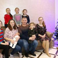 У подружжя з Шумська після шести донечок таки народився бажаний синочок