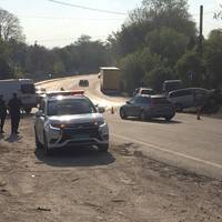 ДТП у Смиківцях: автівка опинилася на узбіччі