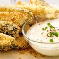 Візьміть два яйця і два кабачка – смакота, з якою не порівняється жодна картопля-фрі!