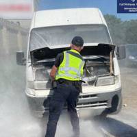 У Тернополі зайнявся мікроавтобус