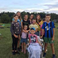 Юрчик дивом вижив після ДТП, нині він в інвалідному візку