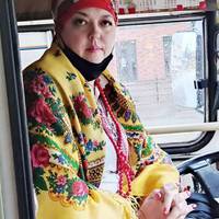 Водійка тернопільського тролейбуса перевтілилася у святкового персонажа (фото)
