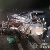 Смертельна ДТП на Тернопільщині: водій іномарки врізався у фуру
