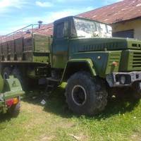 У Теребовлі небайдужі відремонтували автомобіль для військових (фото)