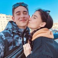 “Вона стояла в піжамі”: Роман Сасанчин розповів, як робив пропозицію своїй коханій (ФОТО)