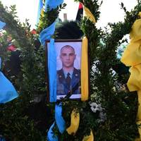 Не забудемо, не пробачимо: Тернопільщина попрощалася з Героєм Іваном Волочієм