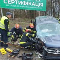 ЗАГИНУЛИ ДВОЄ ПАСАЖИРІВ: СМЕРТЕЛЬНА АВАРІЯ БІЛЯ ДОВЖАНКИ