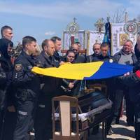 Він попросився добровольцем: у Гаях Гречинських прощаються з військовим - Тарасом Гогусем (фото)