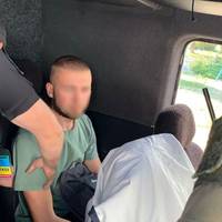 Один ховався, а інший вдавав невидимку: на кордоні з Польщею затримали ухилянтів